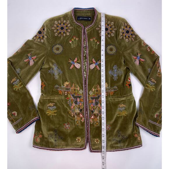 Rare Zara Moss Green Embroidered Floral Velvet Blazer Women’s Medium - Picture 8 of 9